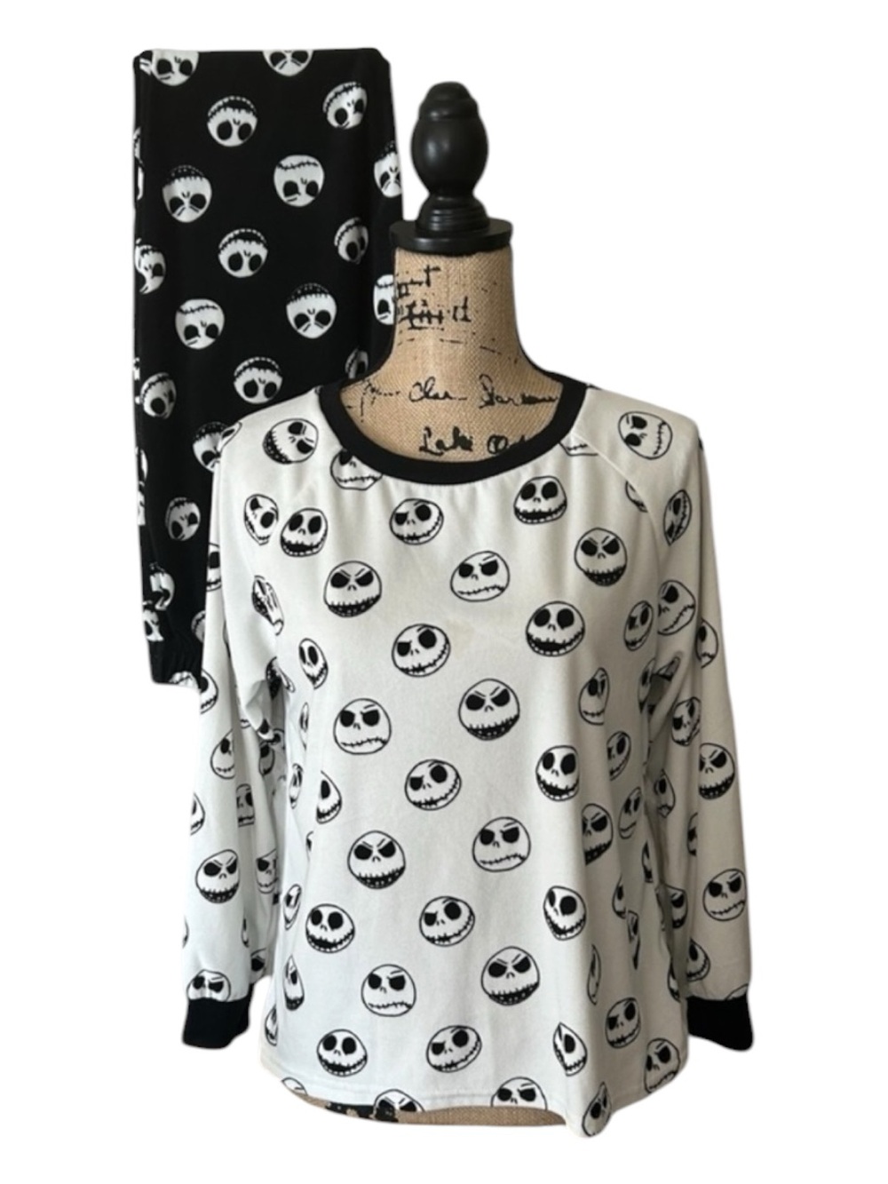 Disney Nightmare Before Christmas Jack Skellington Women’s Fleece Pajama Set